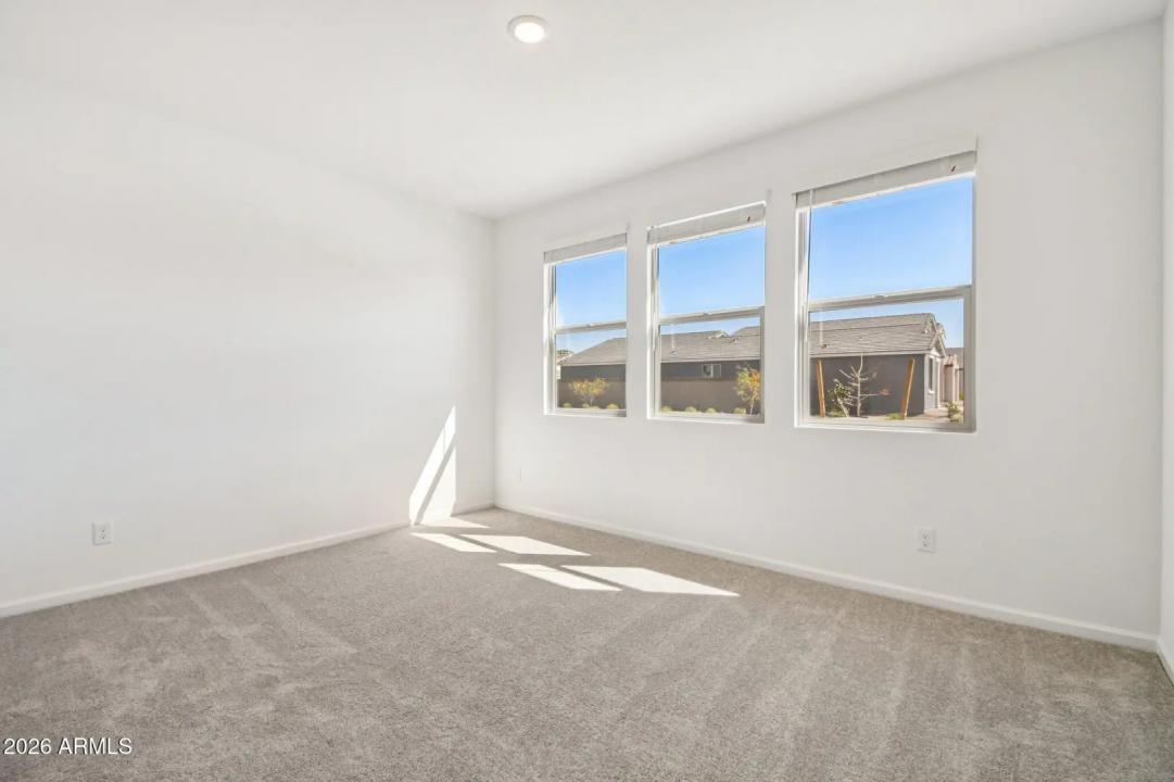 Real Estate Picture 21