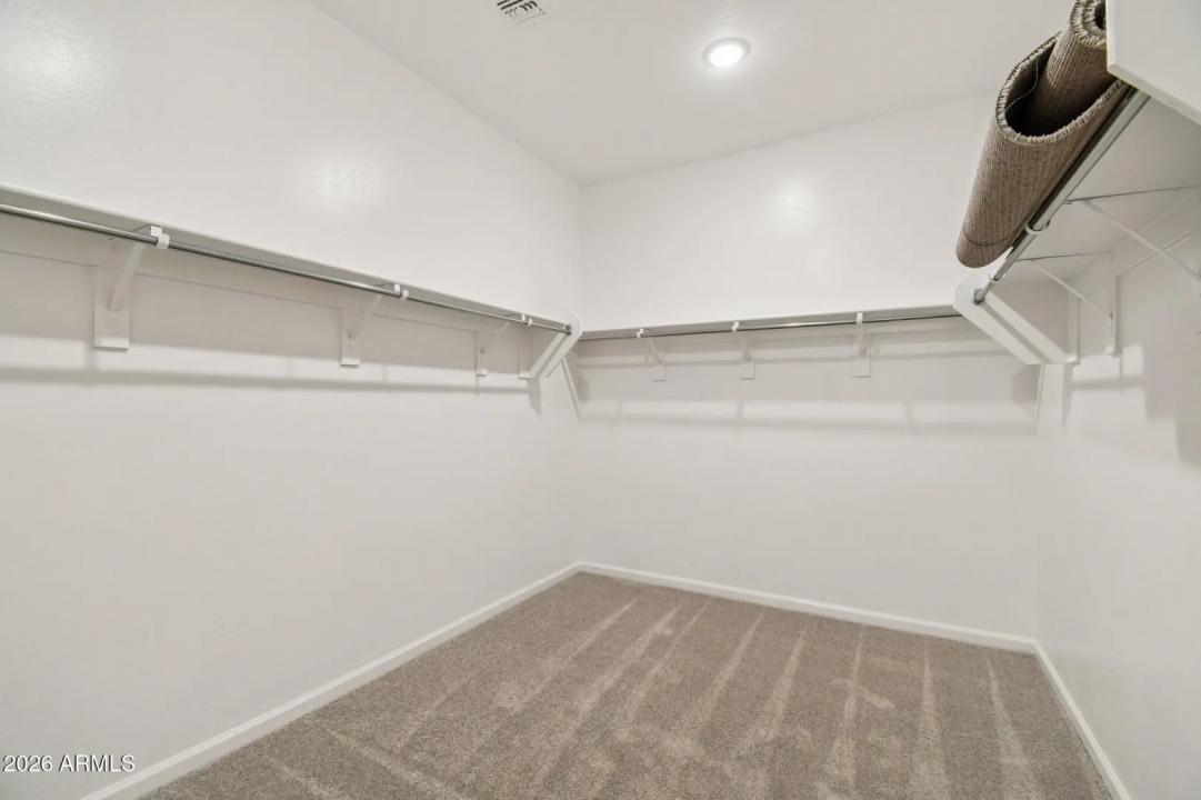 Real Estate Picture 30