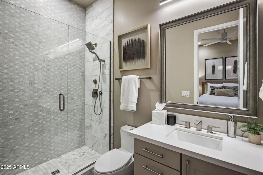 Real Estate Picture 22