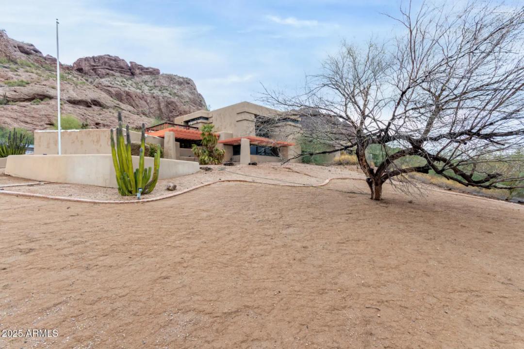 Real Estate Picture 6