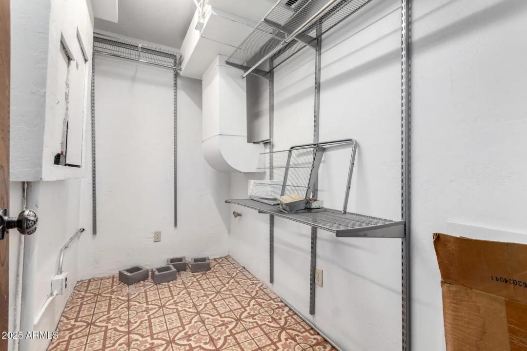 Real Estate Picture 38