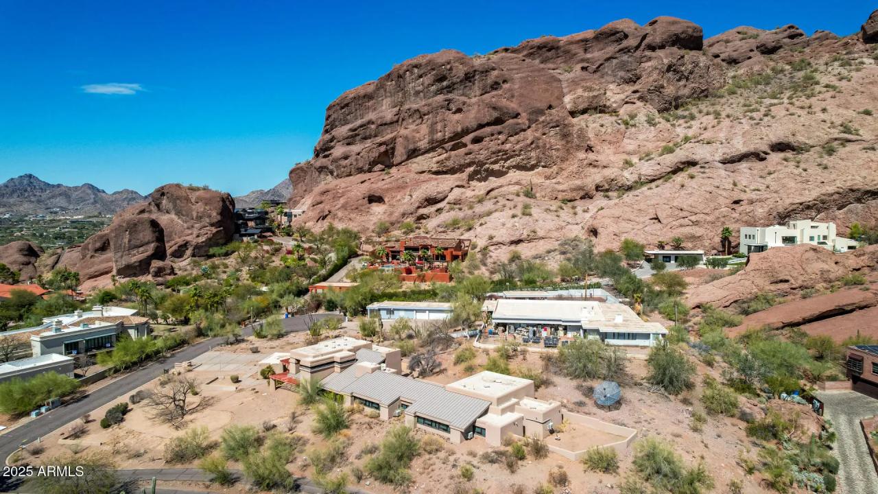 Real Estate Picture 60