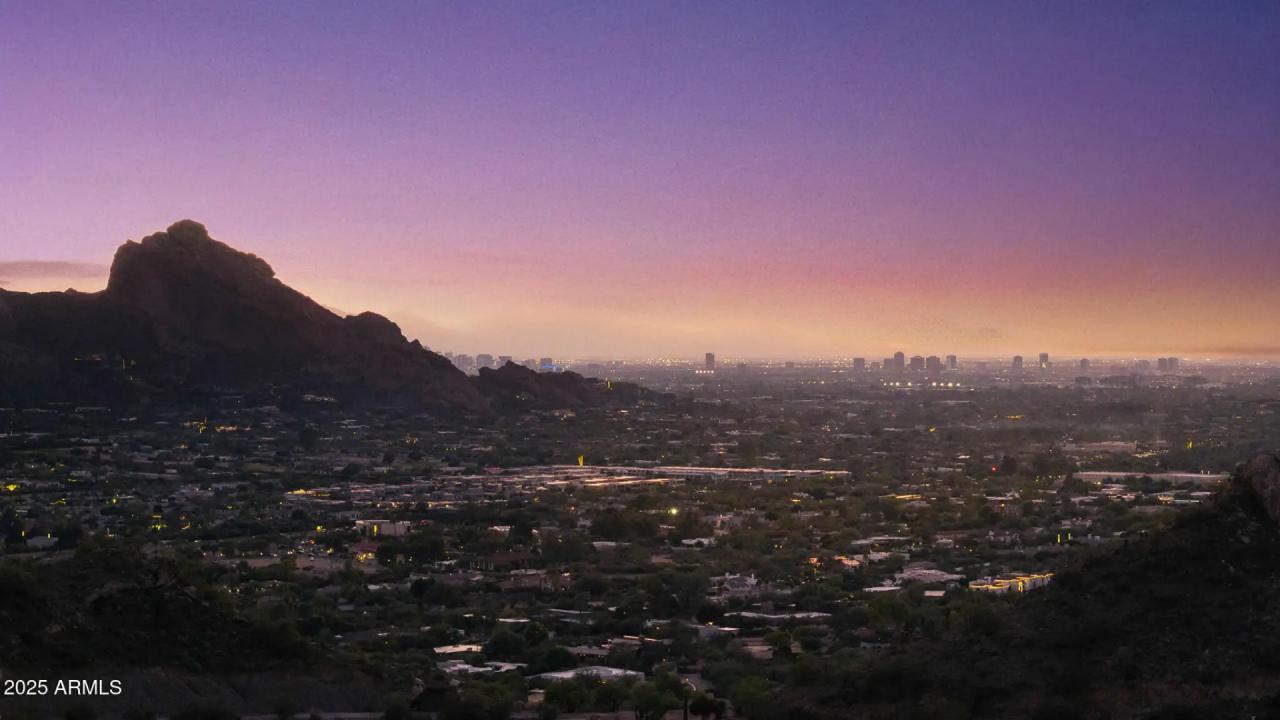 Real Estate Picture 3