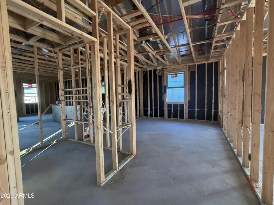 Real Estate Picture 6