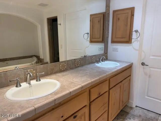 Real Estate Picture 13