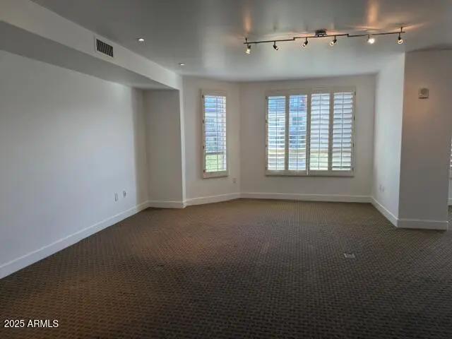 Real Estate Picture 8