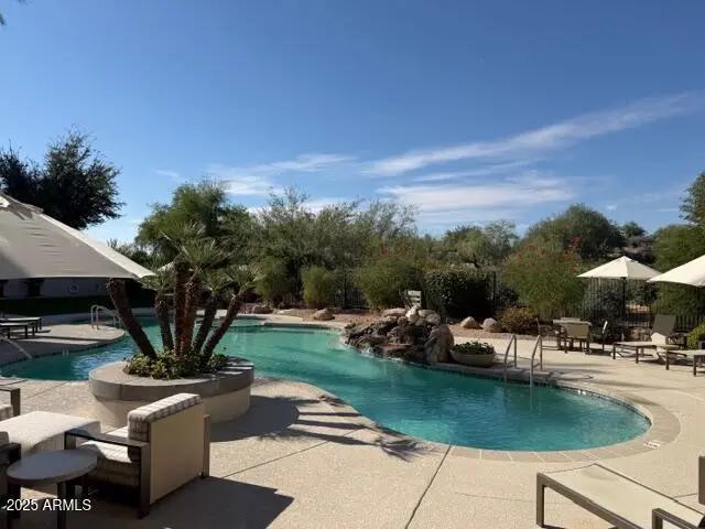 Real Estate Picture 3