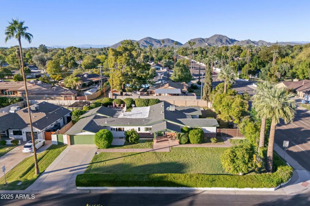 Real Estate Picture 21