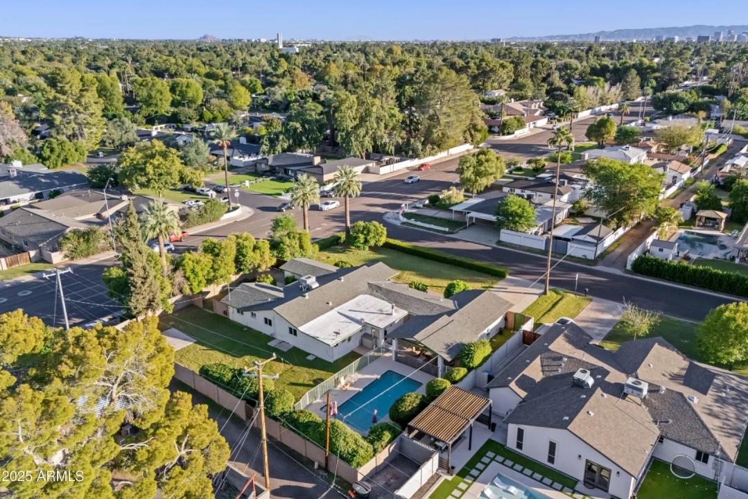 Real Estate Picture 44