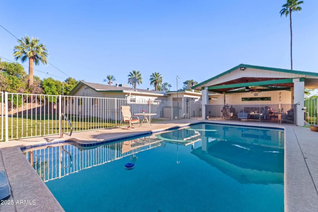 Real Estate Picture 20