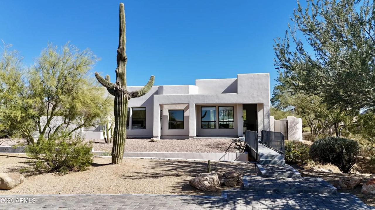 Real Estate Picture 42