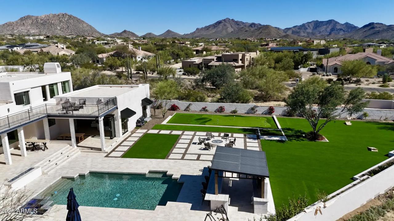 Real Estate Picture 43