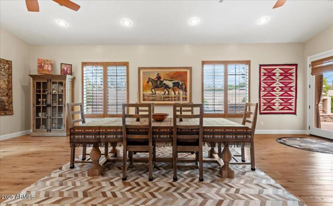 Real Estate Picture 8