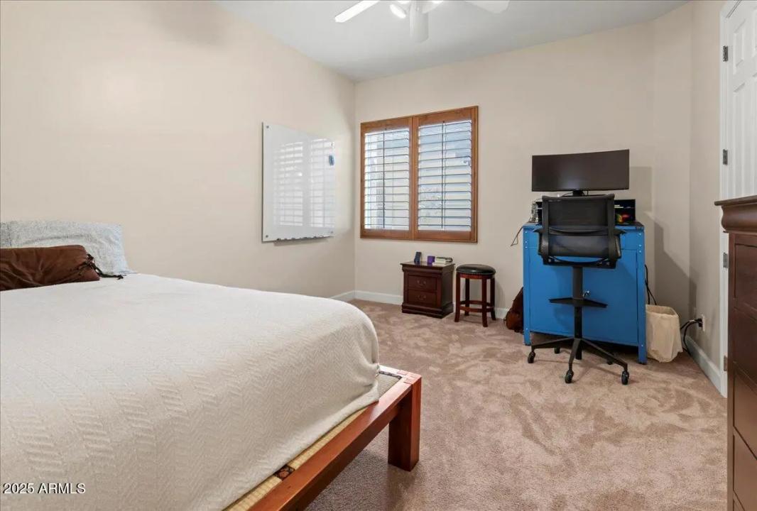 Real Estate Picture 25