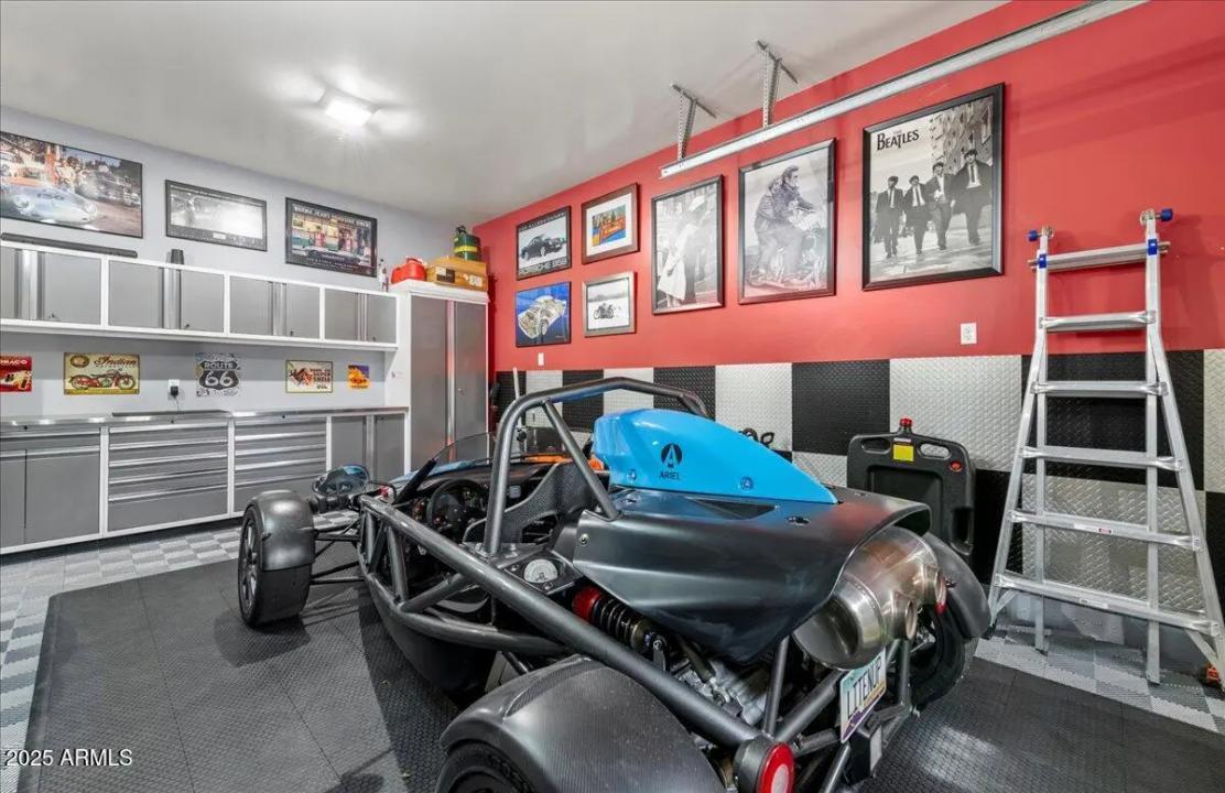 Real Estate Picture 22