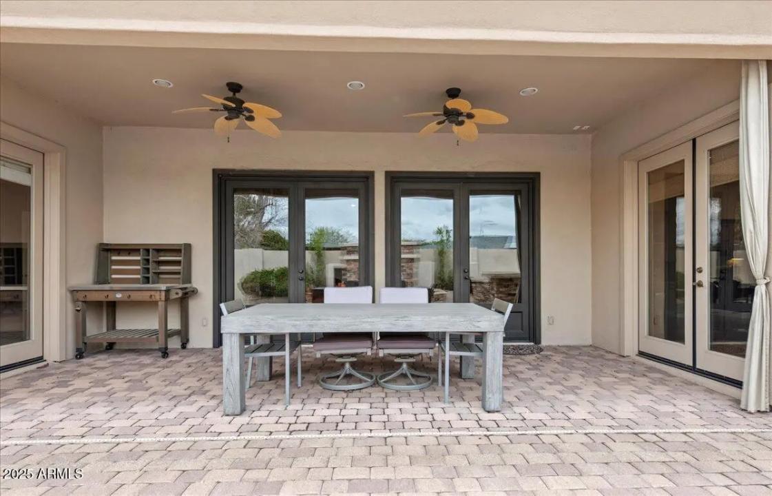 Real Estate Picture 19