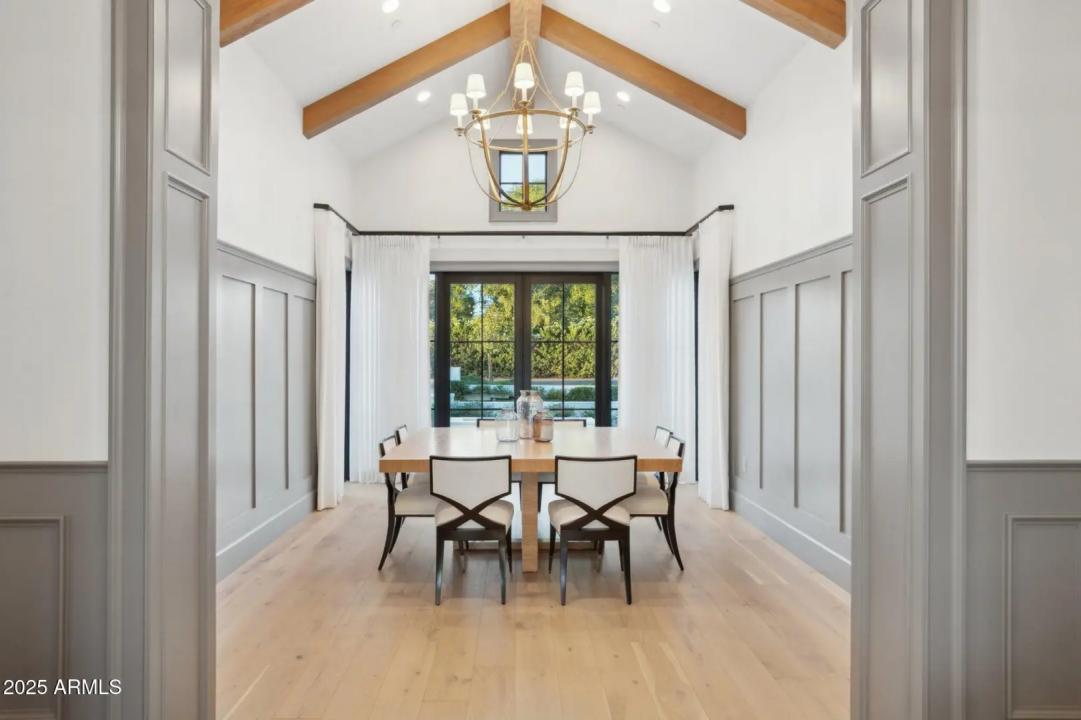 Real Estate Picture 15