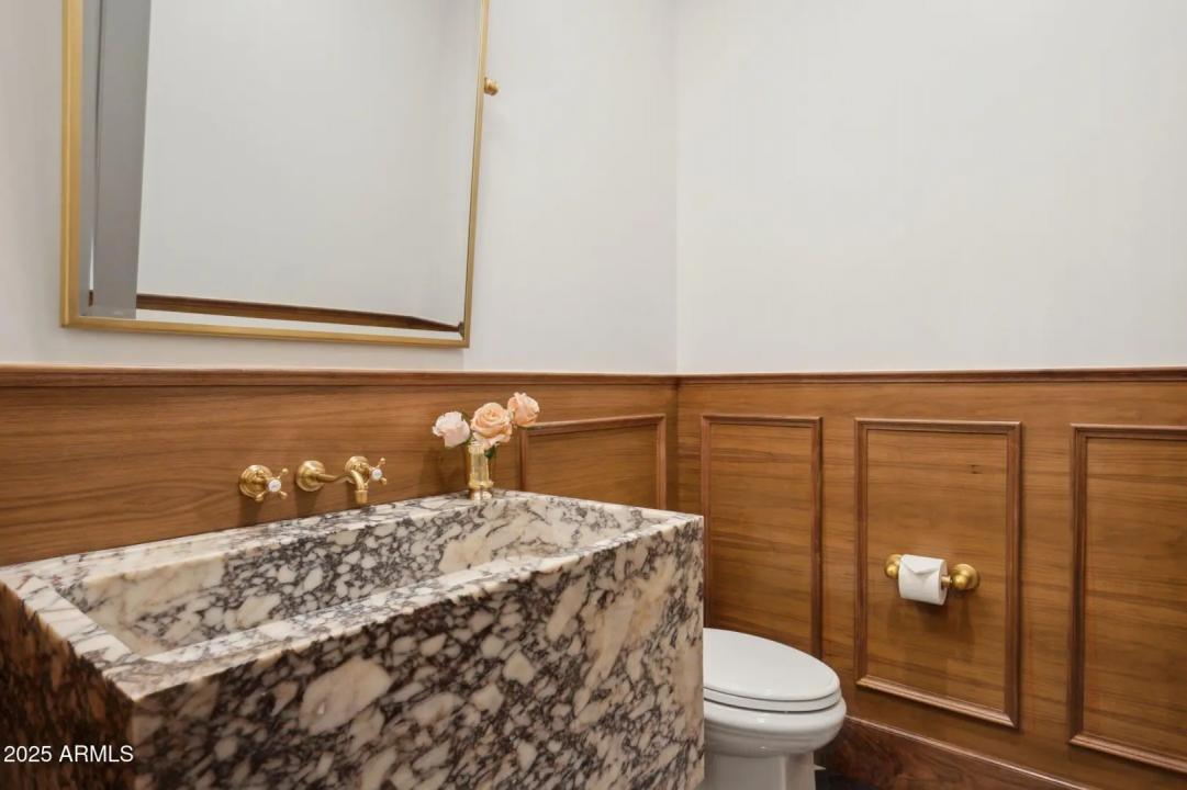 Real Estate Picture 25