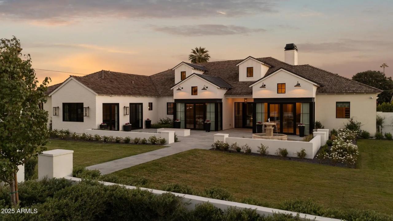 Real Estate Picture 3