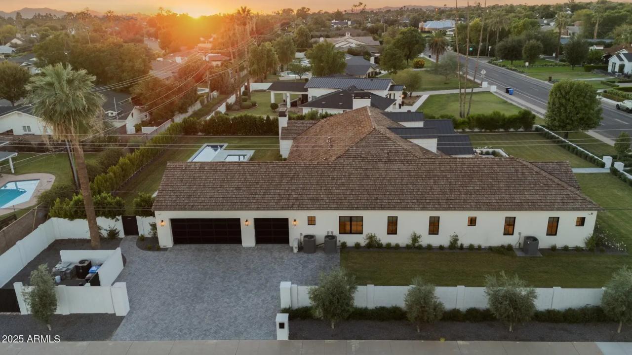 Real Estate Picture 37