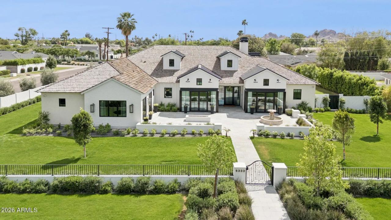 Real Estate Picture 3