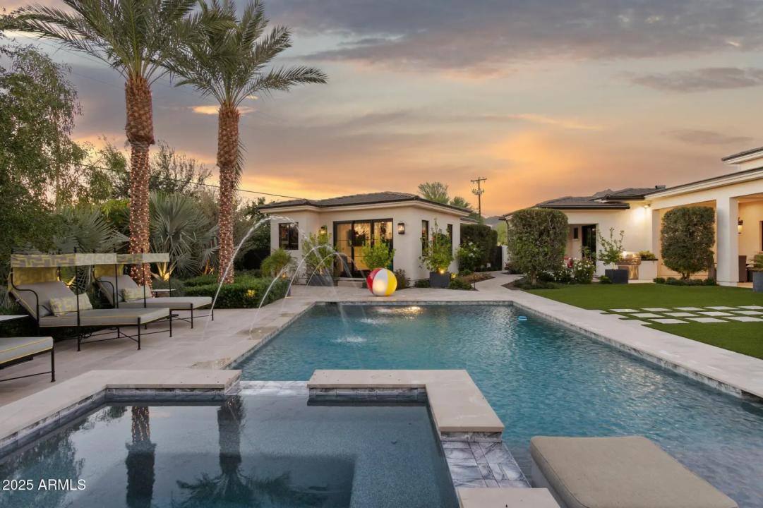 Real Estate Picture 44