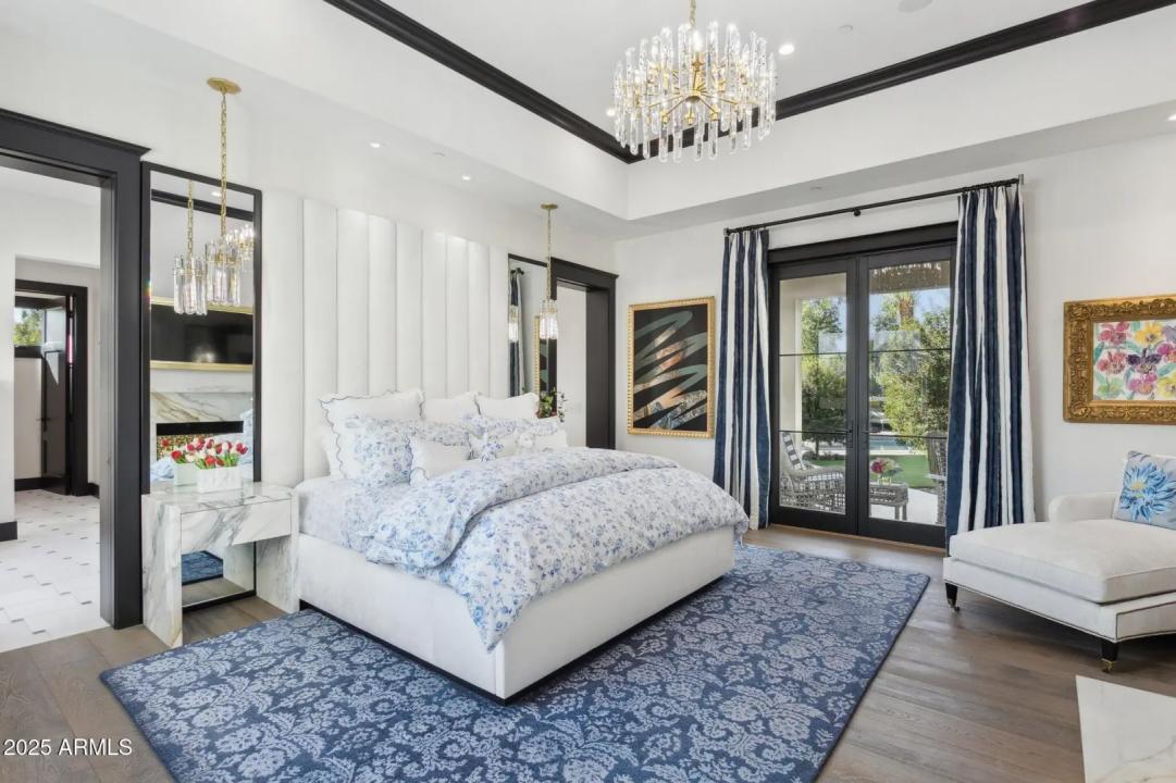 Real Estate Picture 16