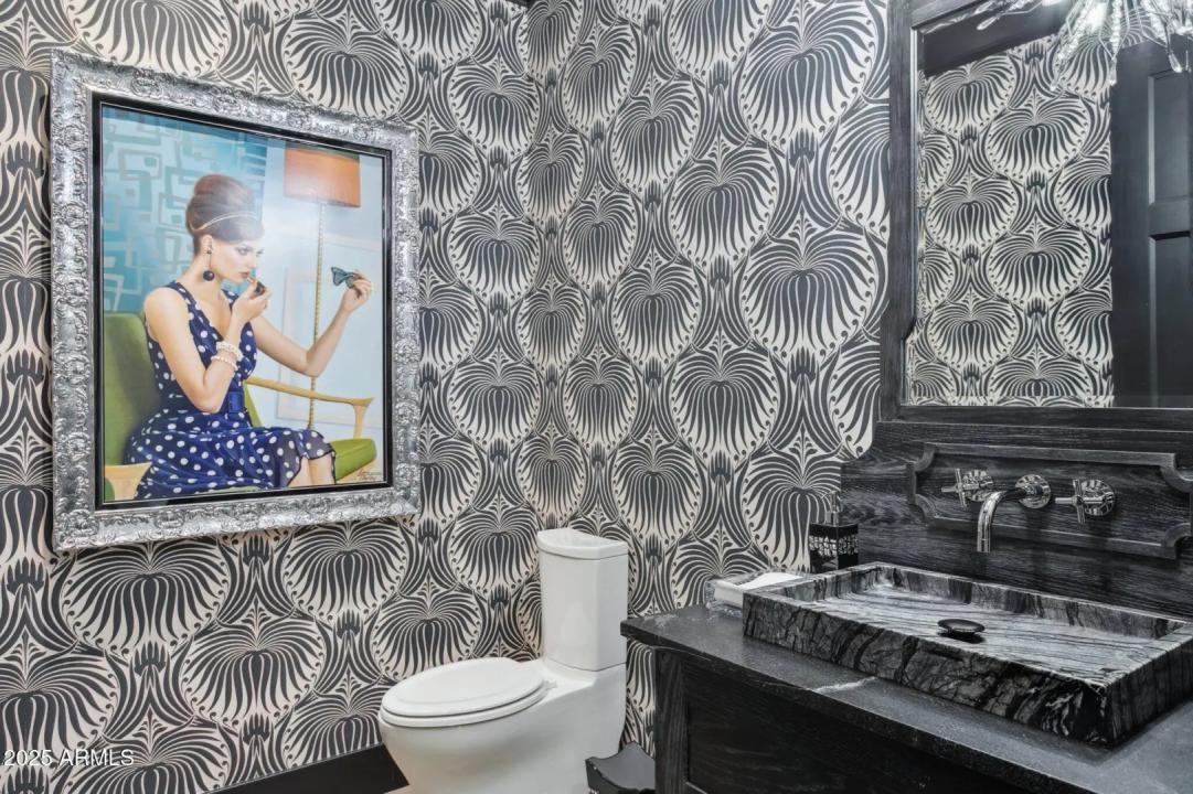 Real Estate Picture 32