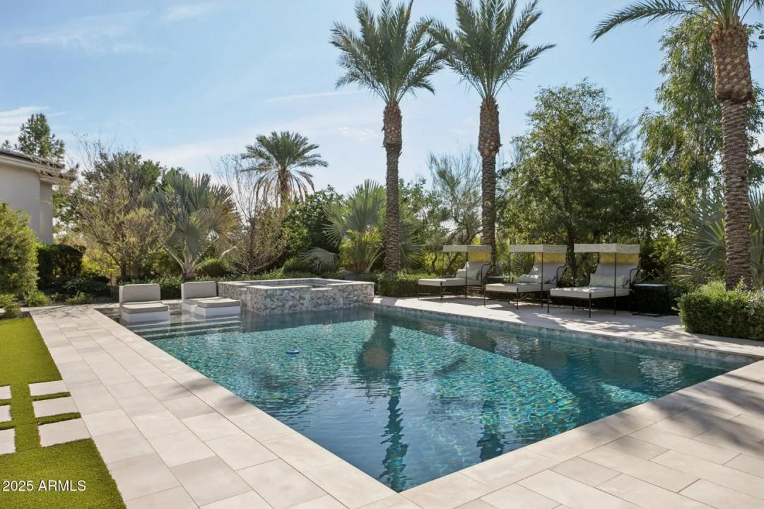 Real Estate Picture 42