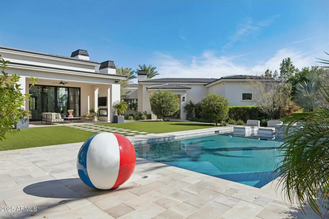 Real Estate Picture 43