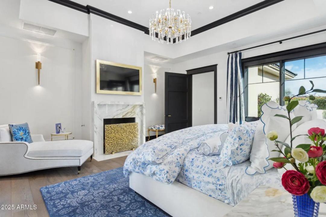 Real Estate Picture 17