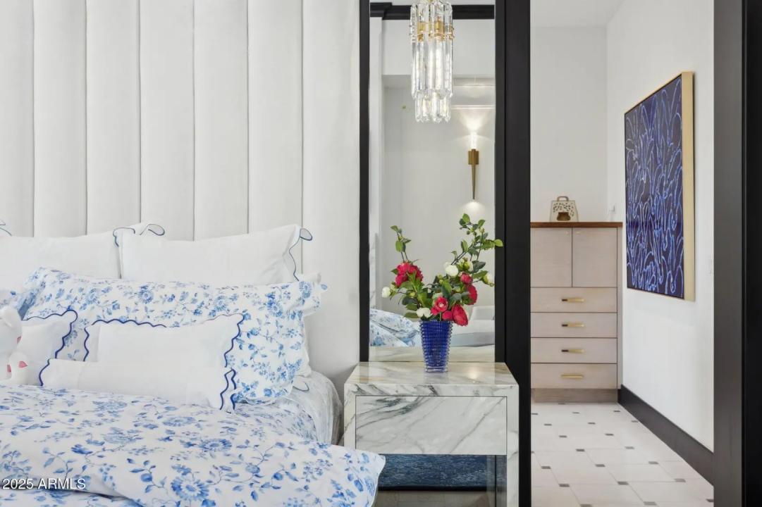 Real Estate Picture 50