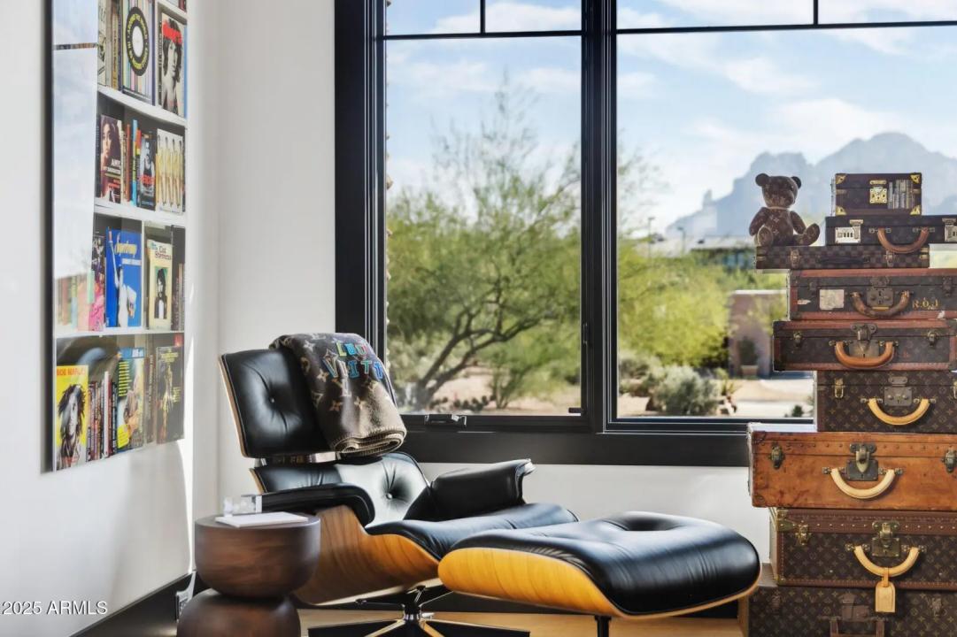 Real Estate Picture 21