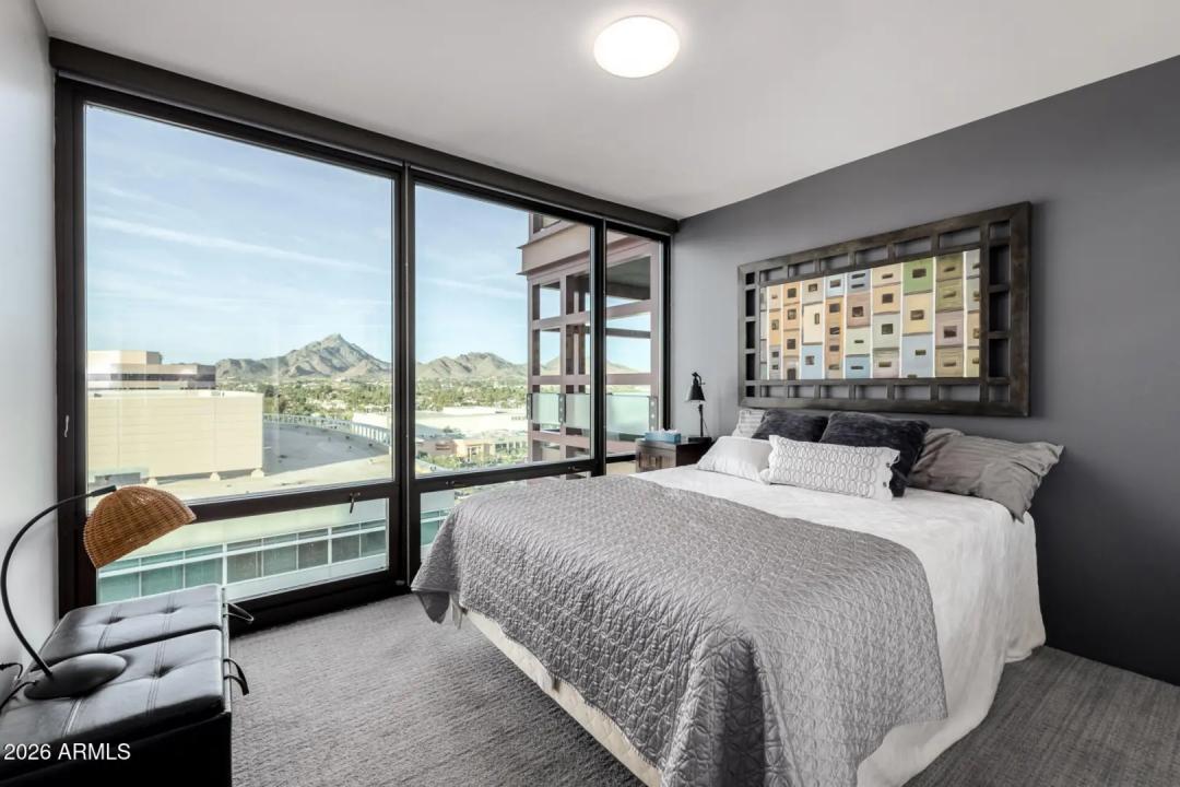 Real Estate Picture 15