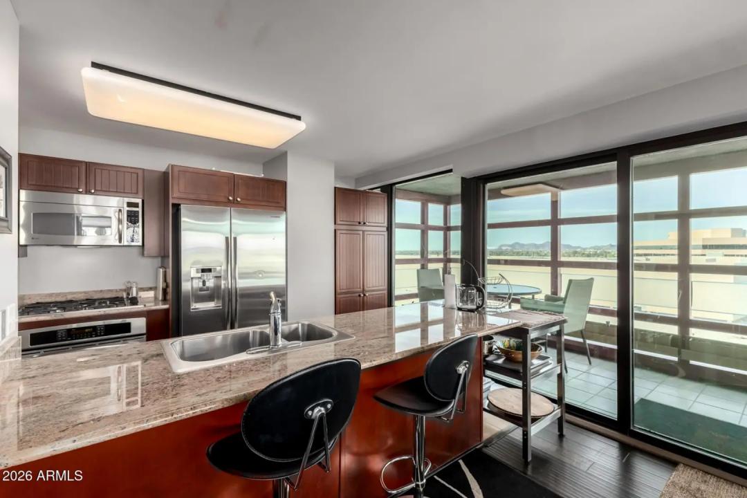 Real Estate Picture 6