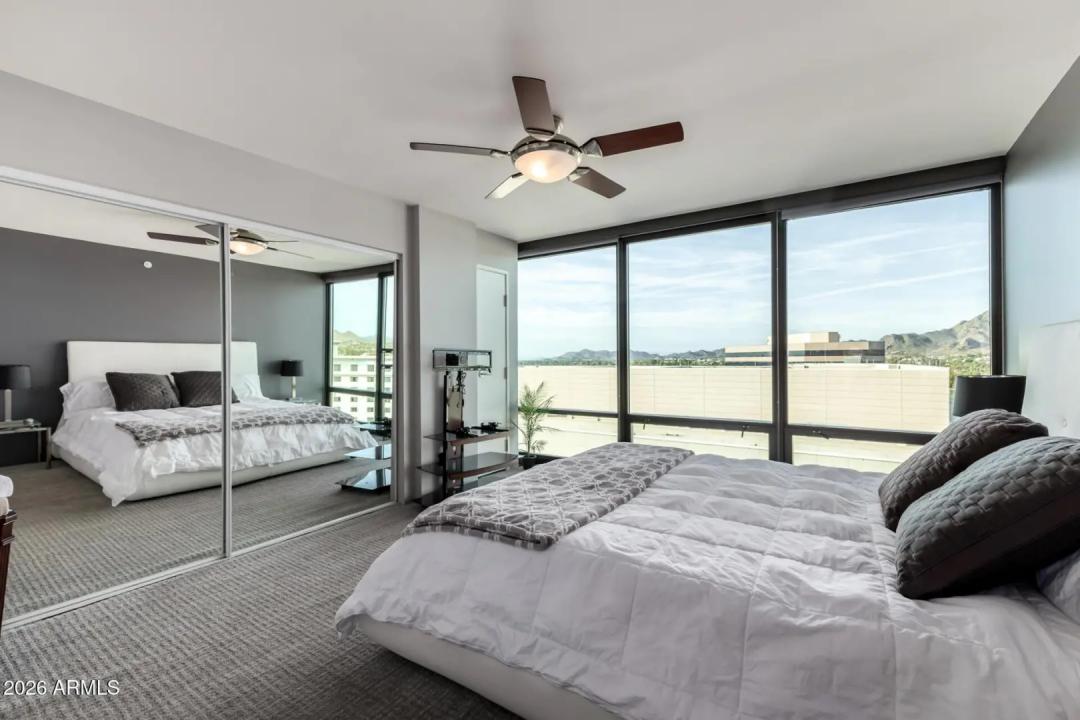 Real Estate Picture 11