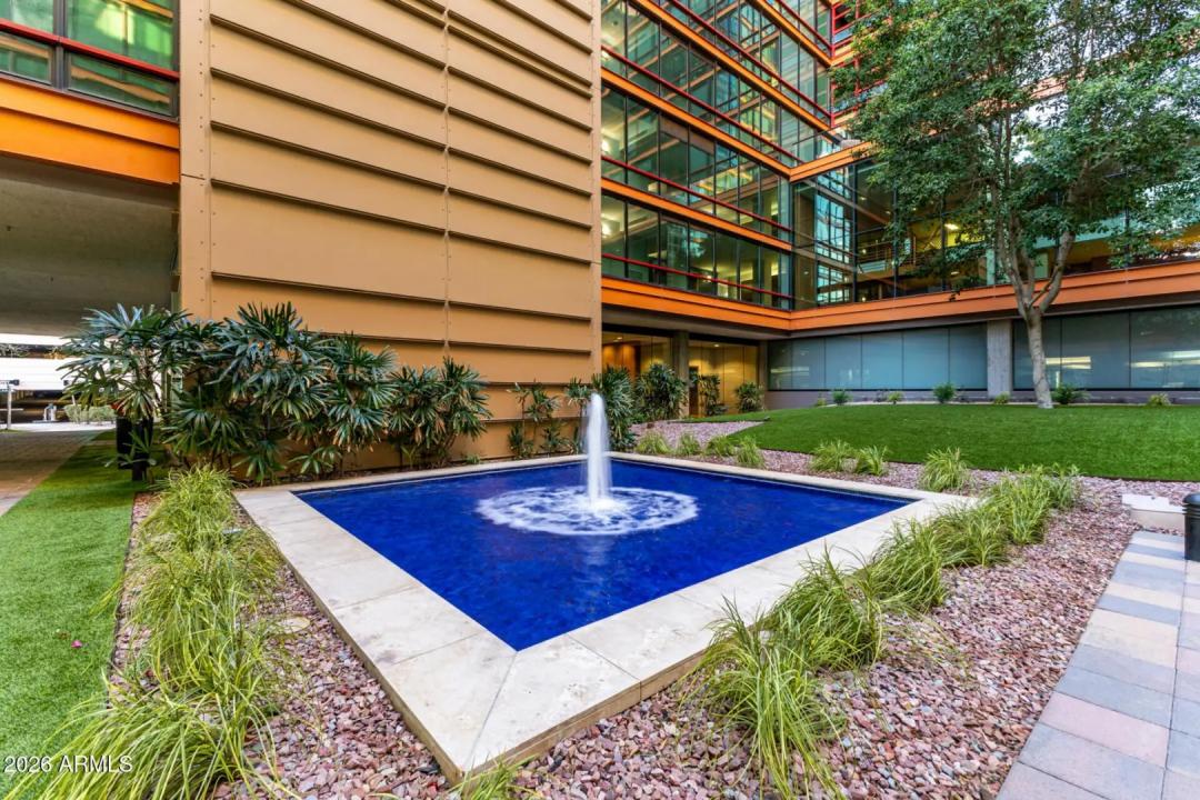 Real Estate Picture 25