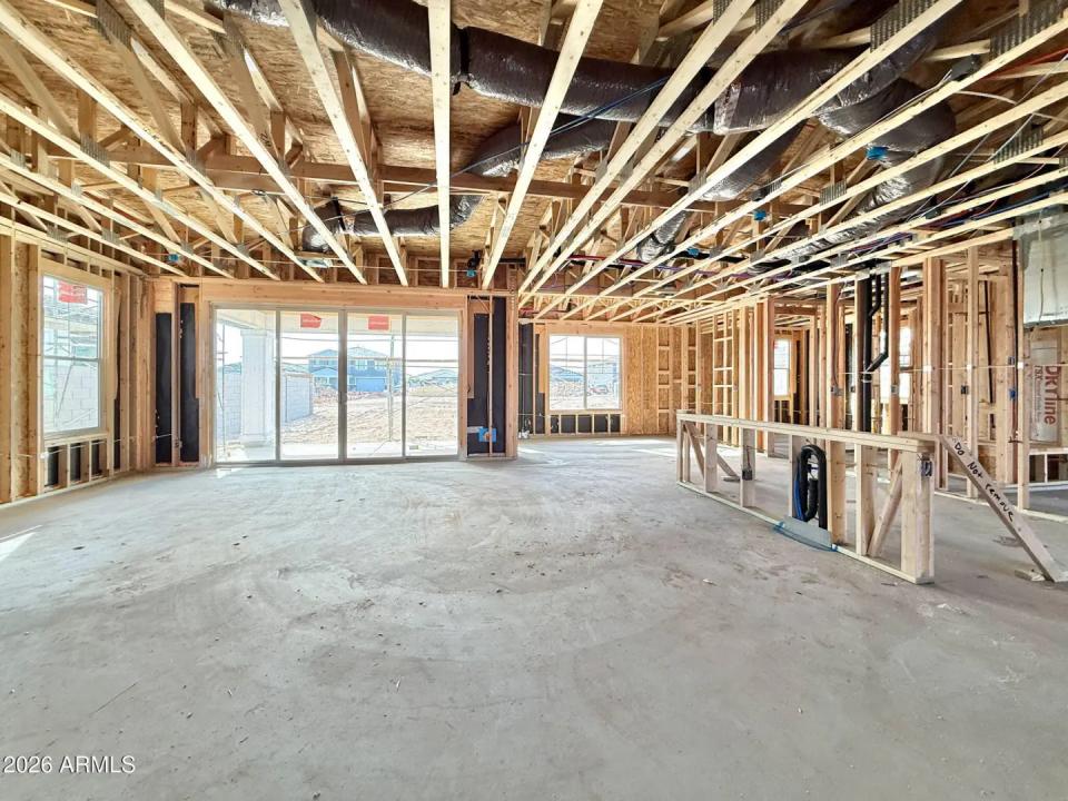 Real Estate Picture 7