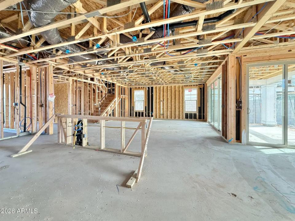 Real Estate Picture 8