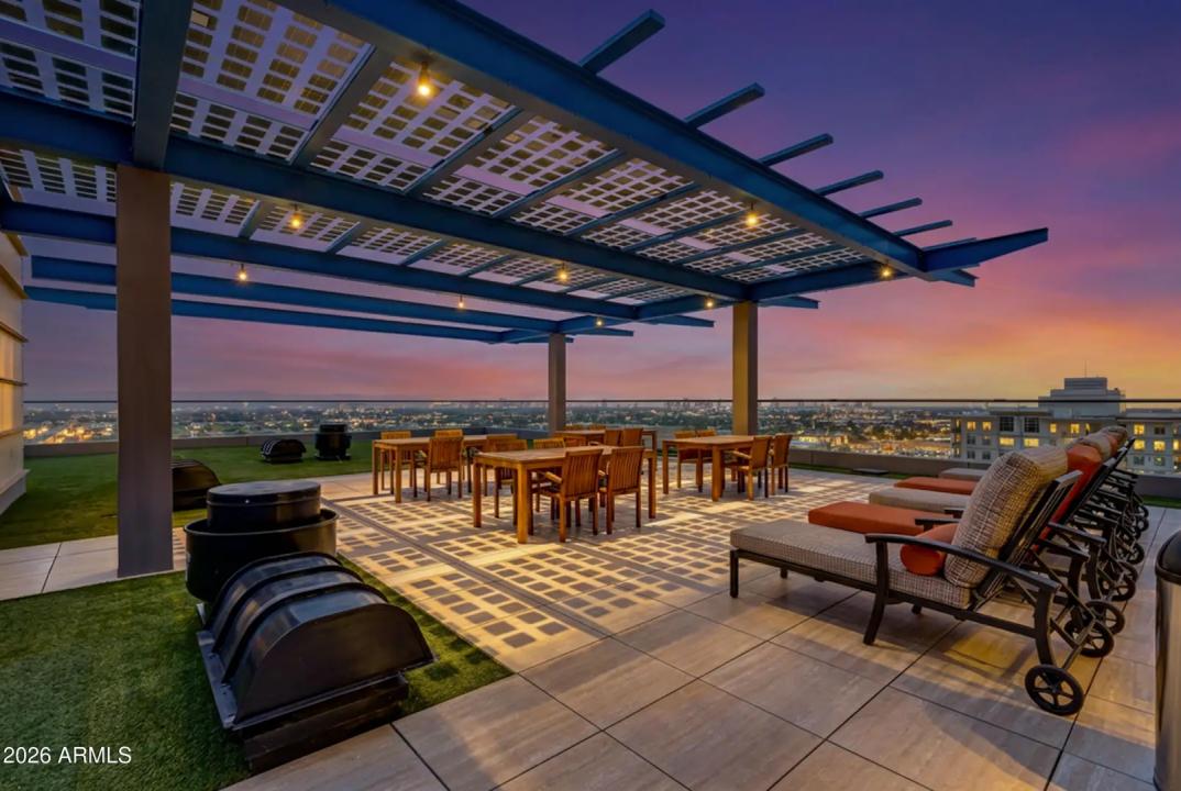 Real Estate Picture 20