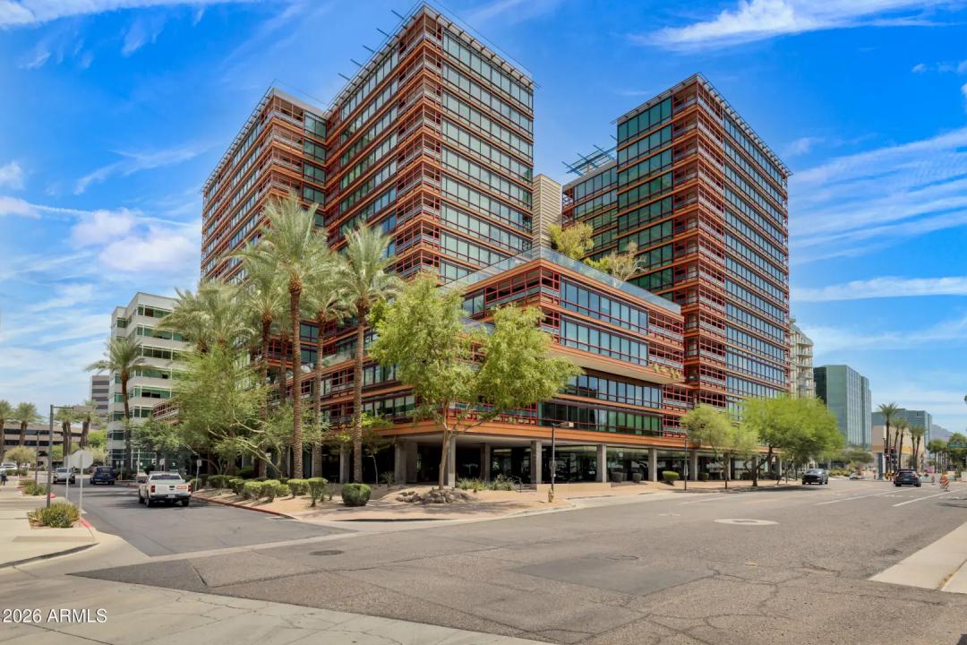 Real Estate Picture 22