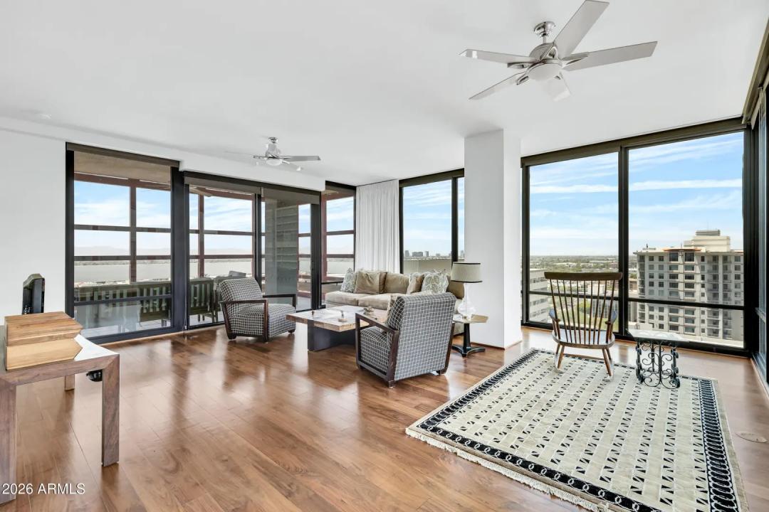 Real Estate Picture 30