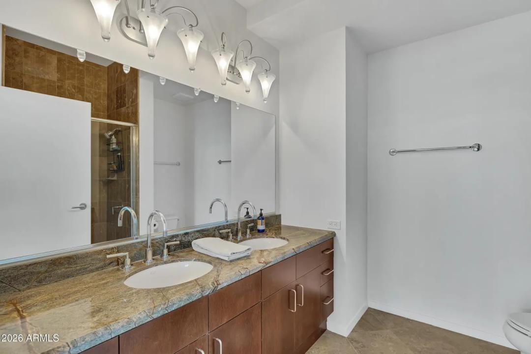 Real Estate Picture 45