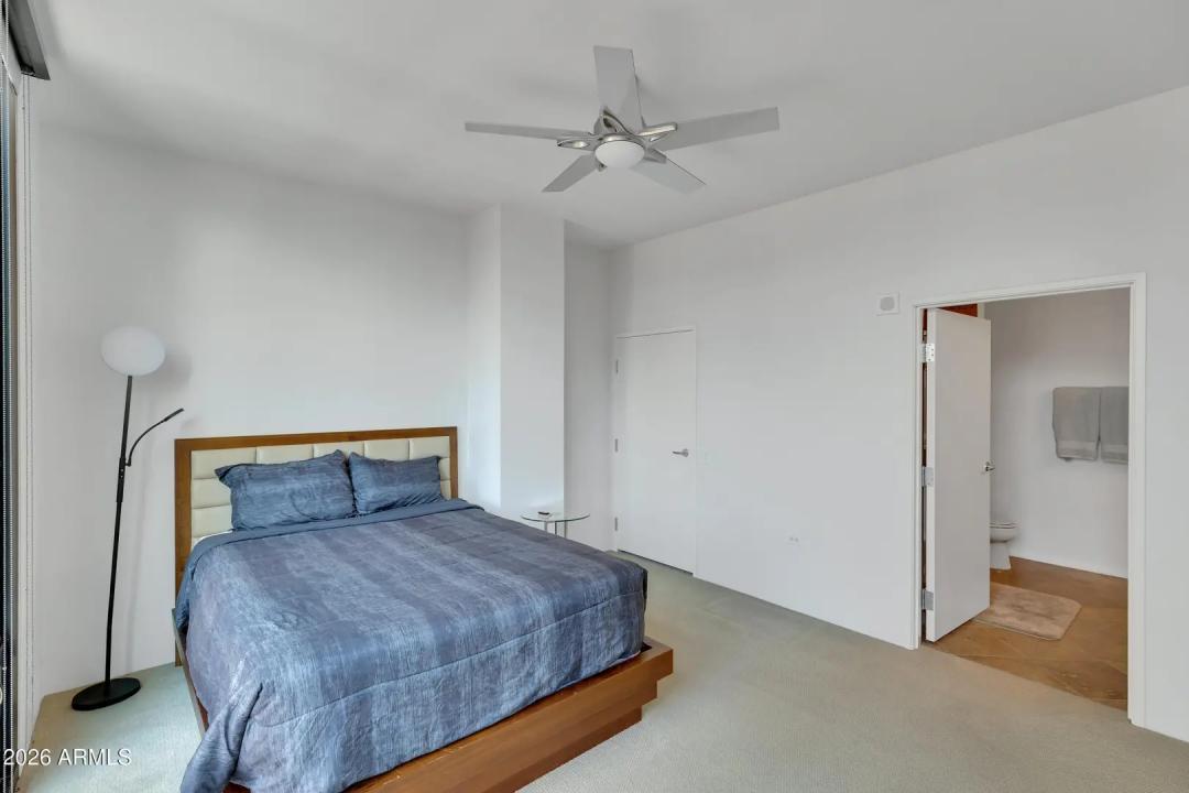 Real Estate Picture 50