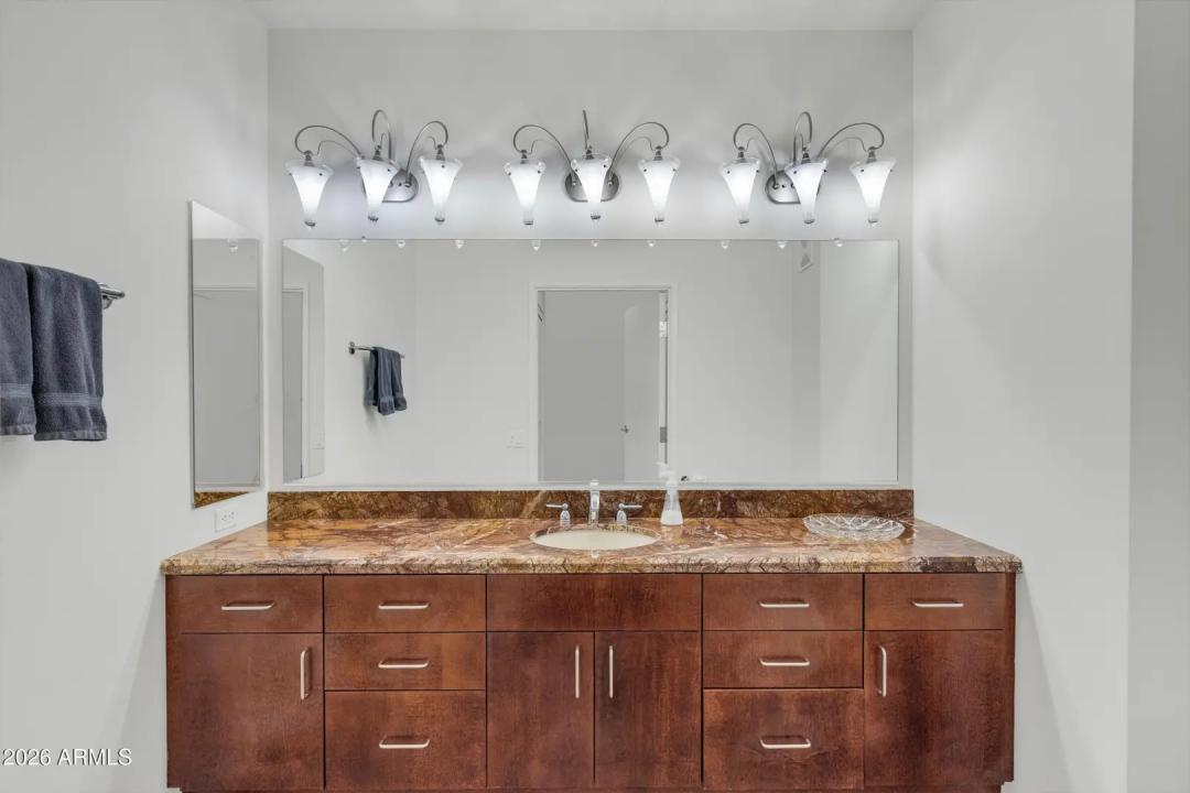 Real Estate Picture 59