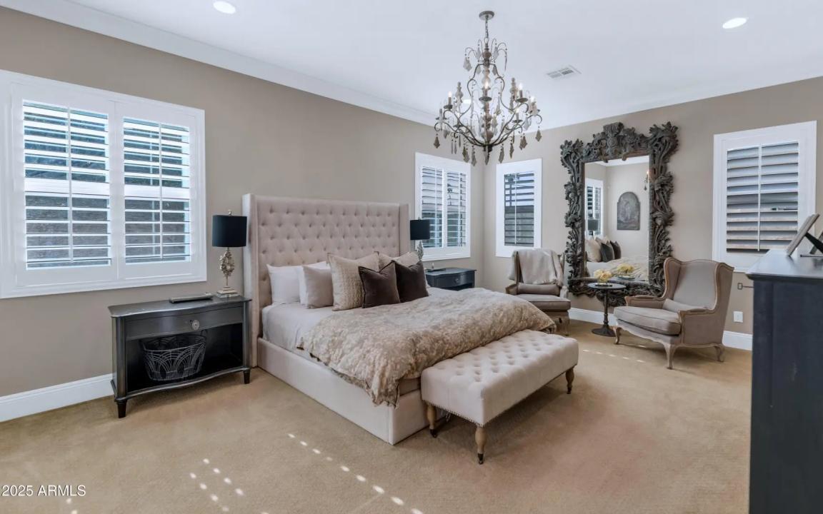 Real Estate Picture 17