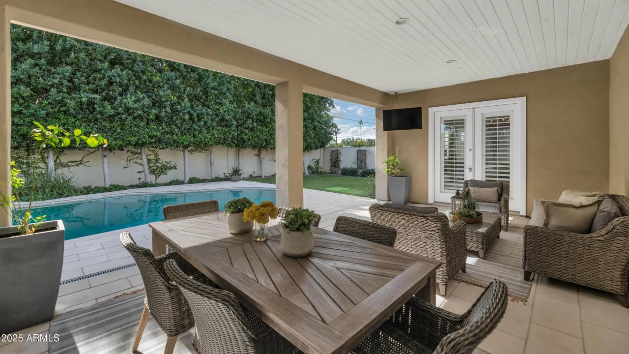 Real Estate Picture 29