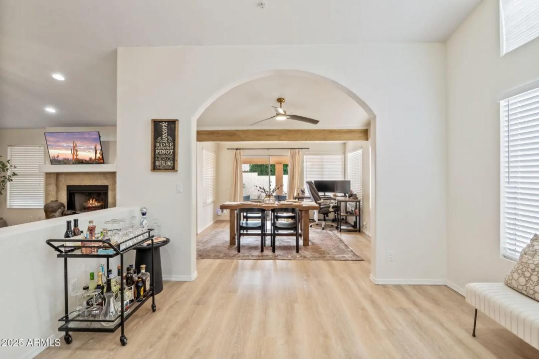 Real Estate Picture 12