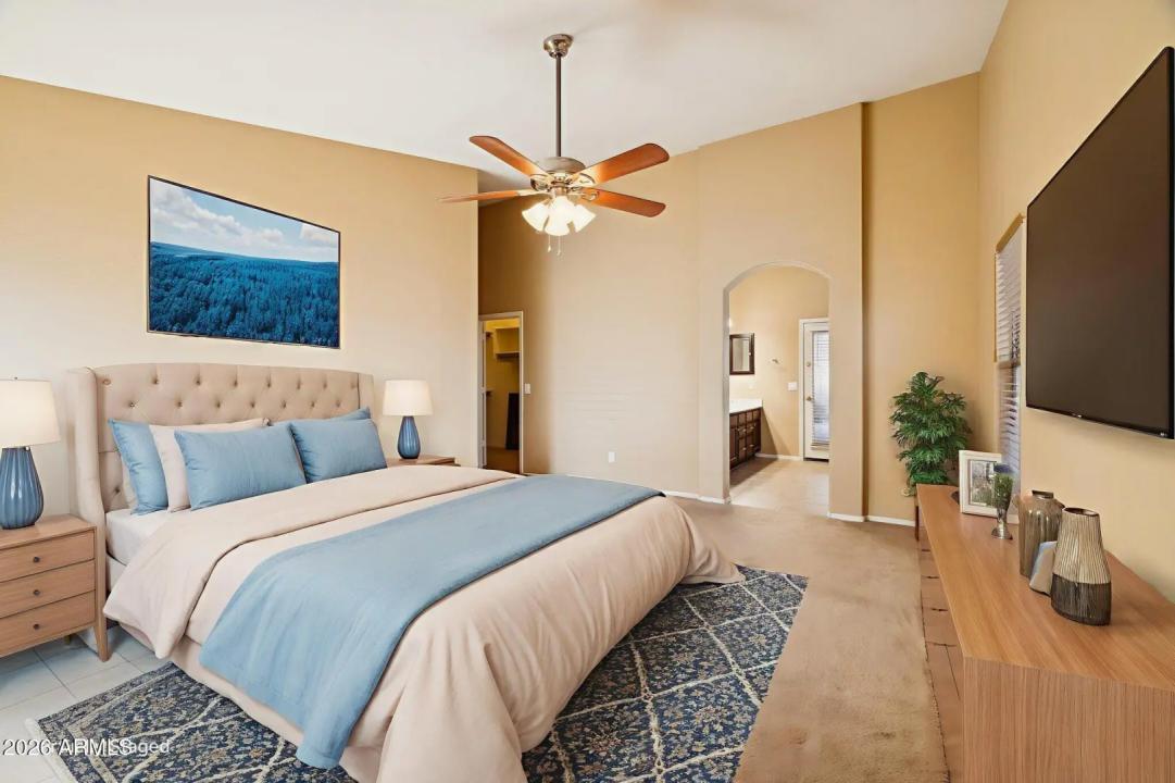 Real Estate Picture 10