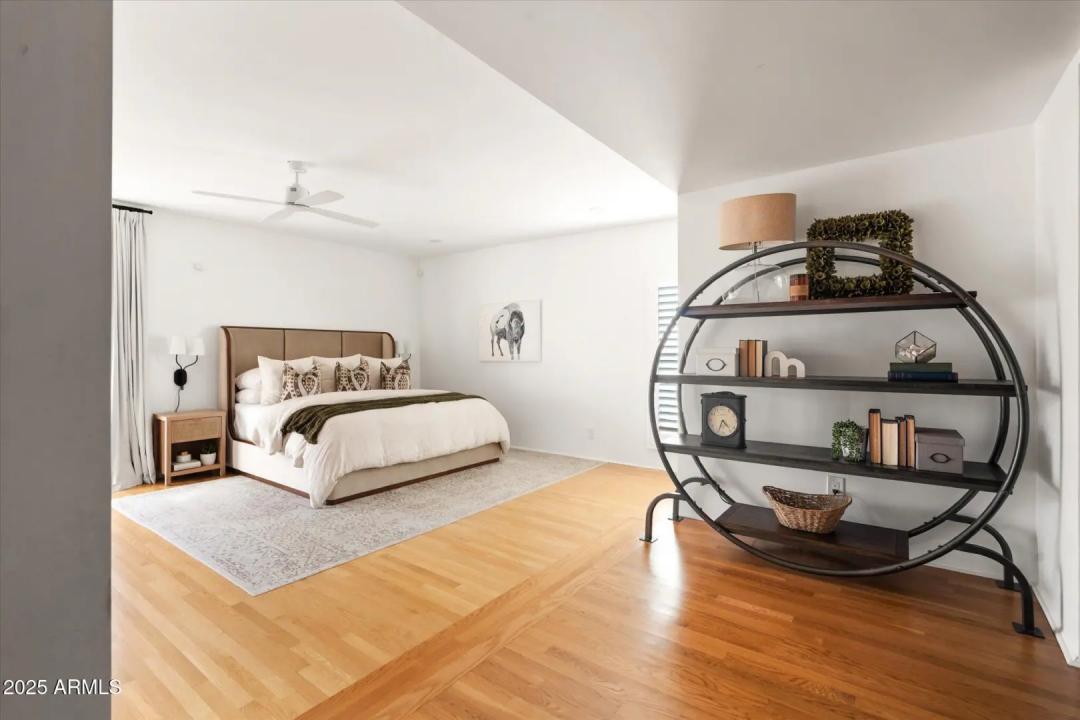 Real Estate Picture 32